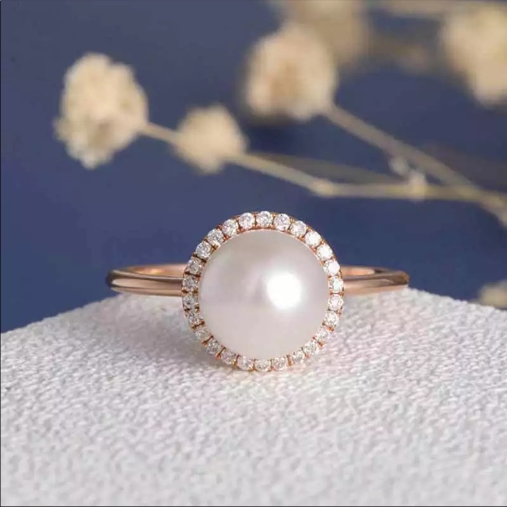 New Round Cut Rose Gold Pearl Diamond Ring - Picture 2 of 6